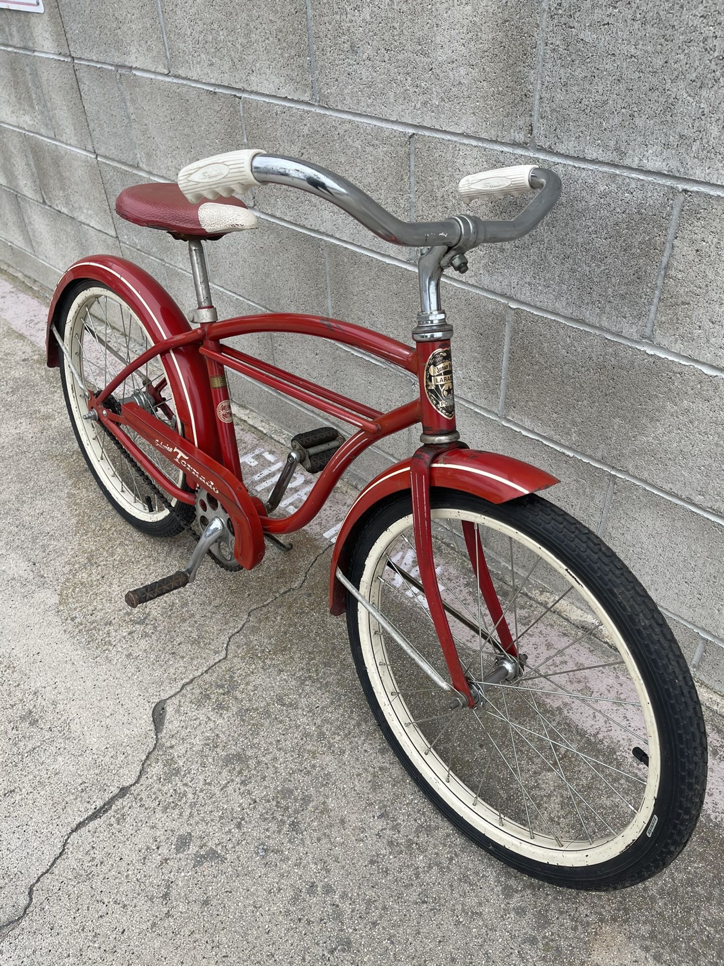 20” Schwinn Tornado for Sale in Costa Mesa, CA - OfferUp