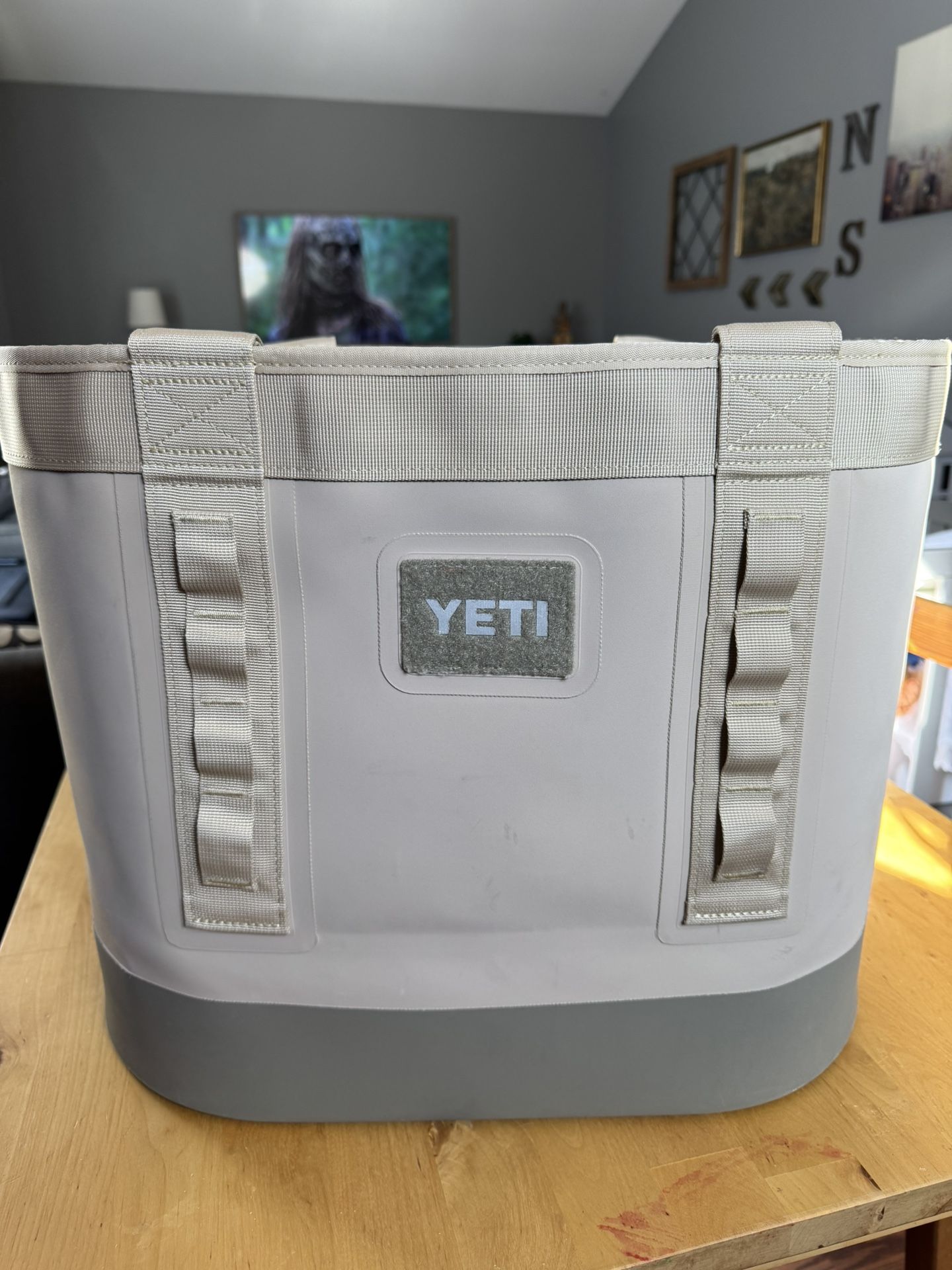 Yeti Camino Carryall-Everglade Sand-Rare