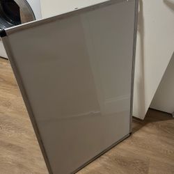 White Board  2.5 X 3.5 ft 