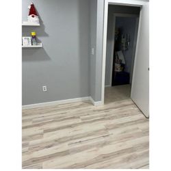 8 Boxes / 160sf .- Lifeproof Luxury Vinyl Flooring - Extreme Wear - 22 mil wear layer - Spring Park Oak