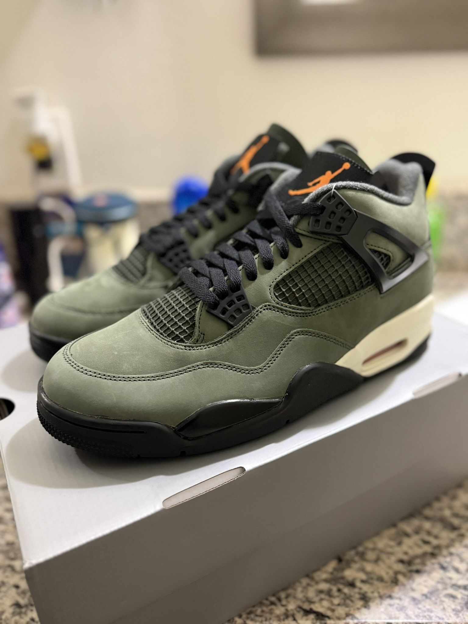 Undefeated Jordan 4 Retro 11.5M
