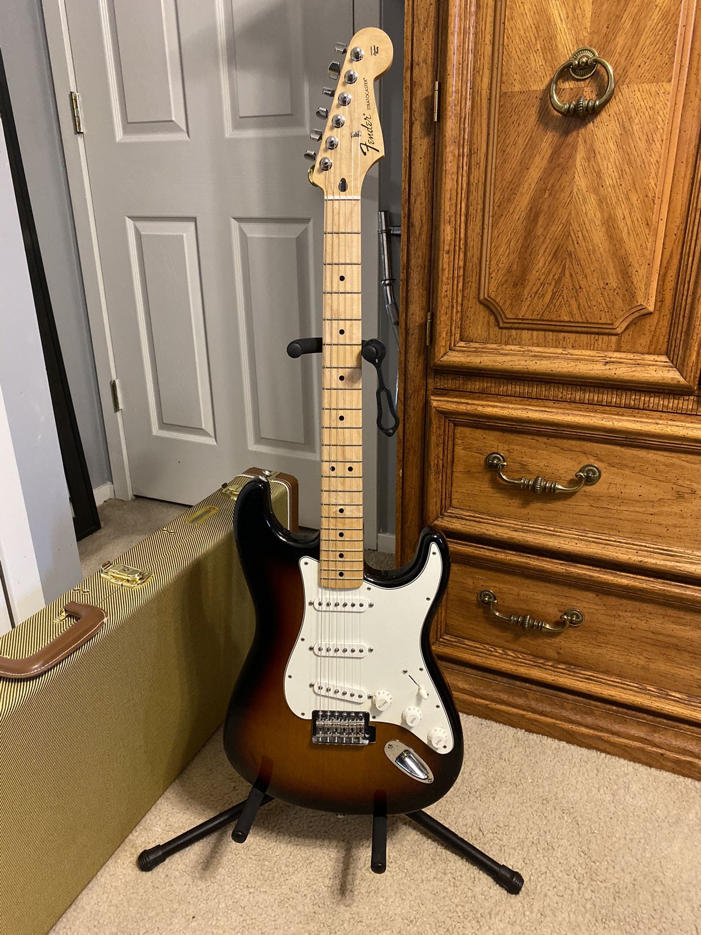 Fender Stratocaster electric guitar with case