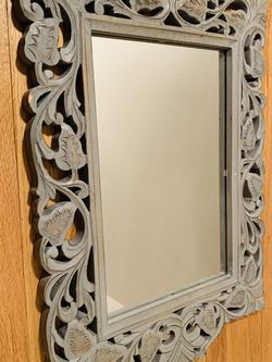 Decorative Gray Mirror (Location: Lincolnwood)