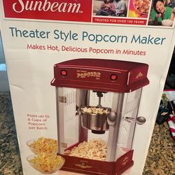 Movie theatre style popcorn maker