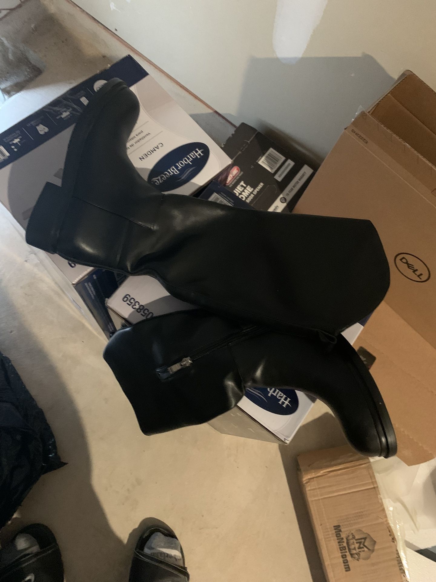 Size 7 Women’s Boots