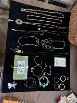 Mixed Costume Jewelry Lot