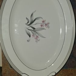 Halsey Everglade Dishes