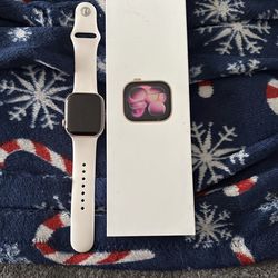 Brand New Apple Series 11 Rose Gold