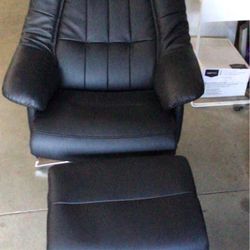 High End Leather Chair And Ottoman