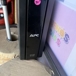 APC UPS Battery Backup (Battery Needs To Be Replaced) 