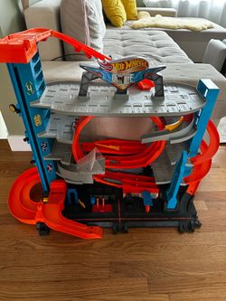 HotWheels Garage