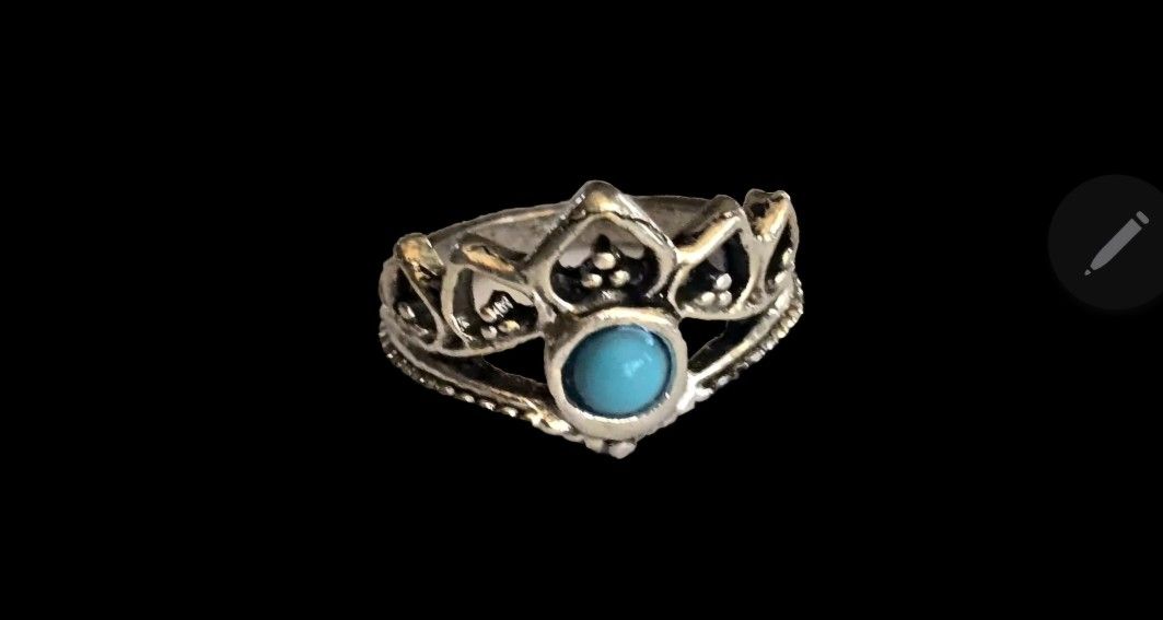 OCEAN BLUE CROWN TIARA TITANIUM SILVER FOREVER WEAR NEW SIZE 6 RING