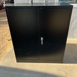 Metal Storage cabinet