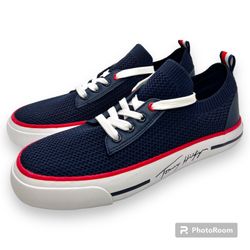 Tommy Hilfiger Women's Twgessie Sneaker