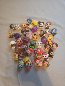 Doorables lot