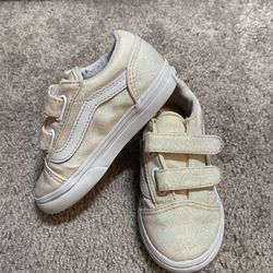 8 T size Vans off the wall Gold shimmery V low top trainers skater sneakers