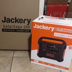 Jackery Solar Generator With Blanket Panels 🚨 See All Photos For details 