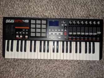 Akai MPK49