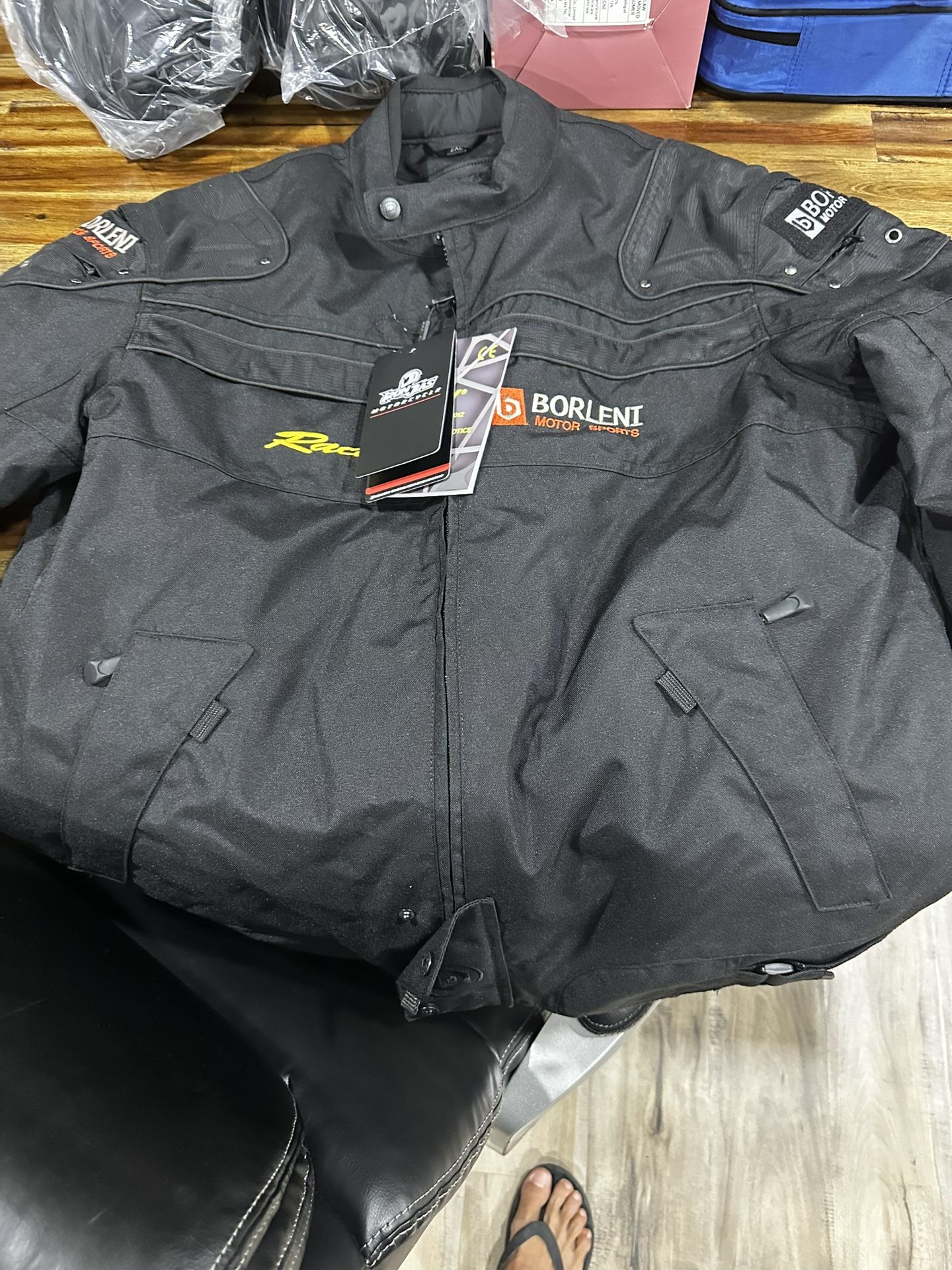 BORLENI Motorcycle Jacket Black M and Motorcycle Armor Set