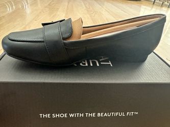 Naturalizer Kayden Moc shoes size 8 black