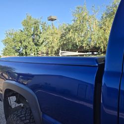 Hard Shell Bed Cover 