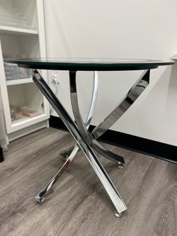 Round Glass Top Side End Table Metal Base Chrome