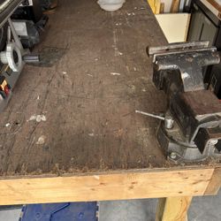 Super Strong Work Bench And Vice