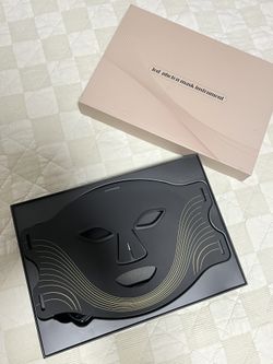 Cordless red Light Therapy for Face