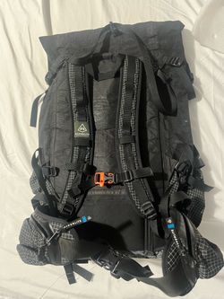 Hyperlite Mountain Gear Ultralight Backpack RARE BLACK 55L SIZE MEDIUM  ULTRALIGHT REI MSR NEMO NORTH FACE