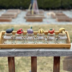 Vintage Wall Mount Spice Rack with 6 Vegetable Top Decorative Spice Jars