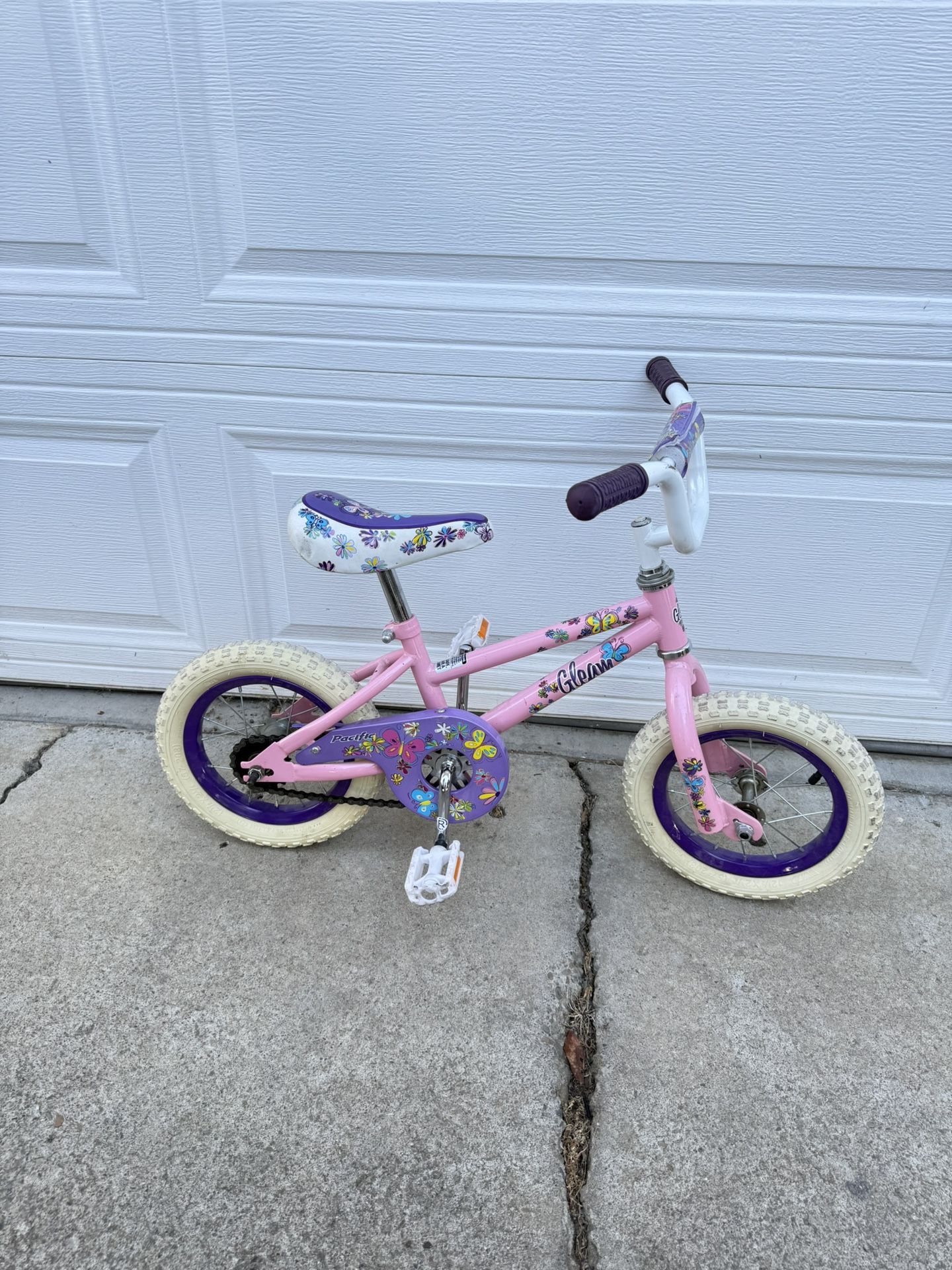 Small Girls Bicycle For Sale It’s In Good Condition