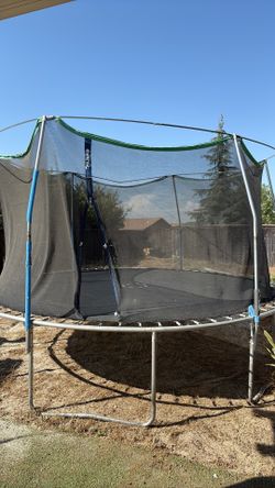 14ft trampoline with safety net