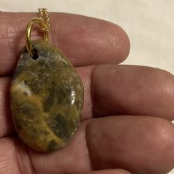 Gorgeous rock necklace