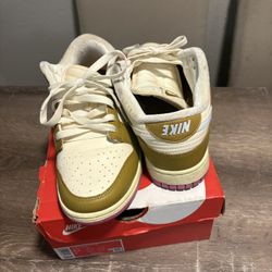Nike Dunk Low 