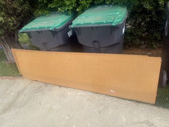 Peg board