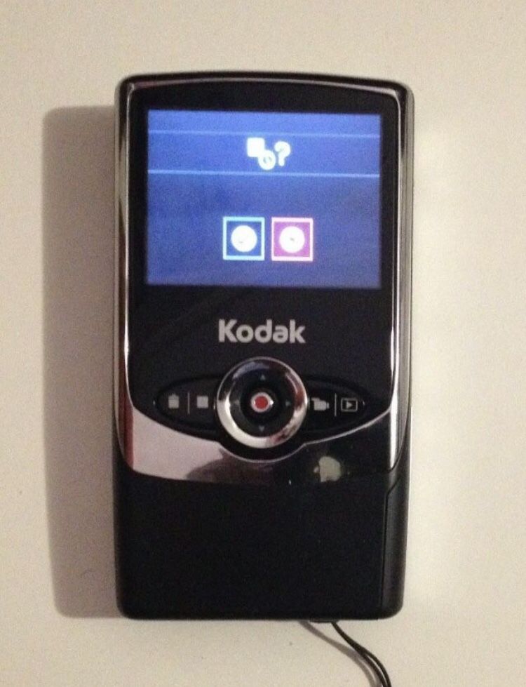 Vintage KODAK Zi6 1.6MP 2x Digital Zoom 720p High Definition Pocket Video Camera