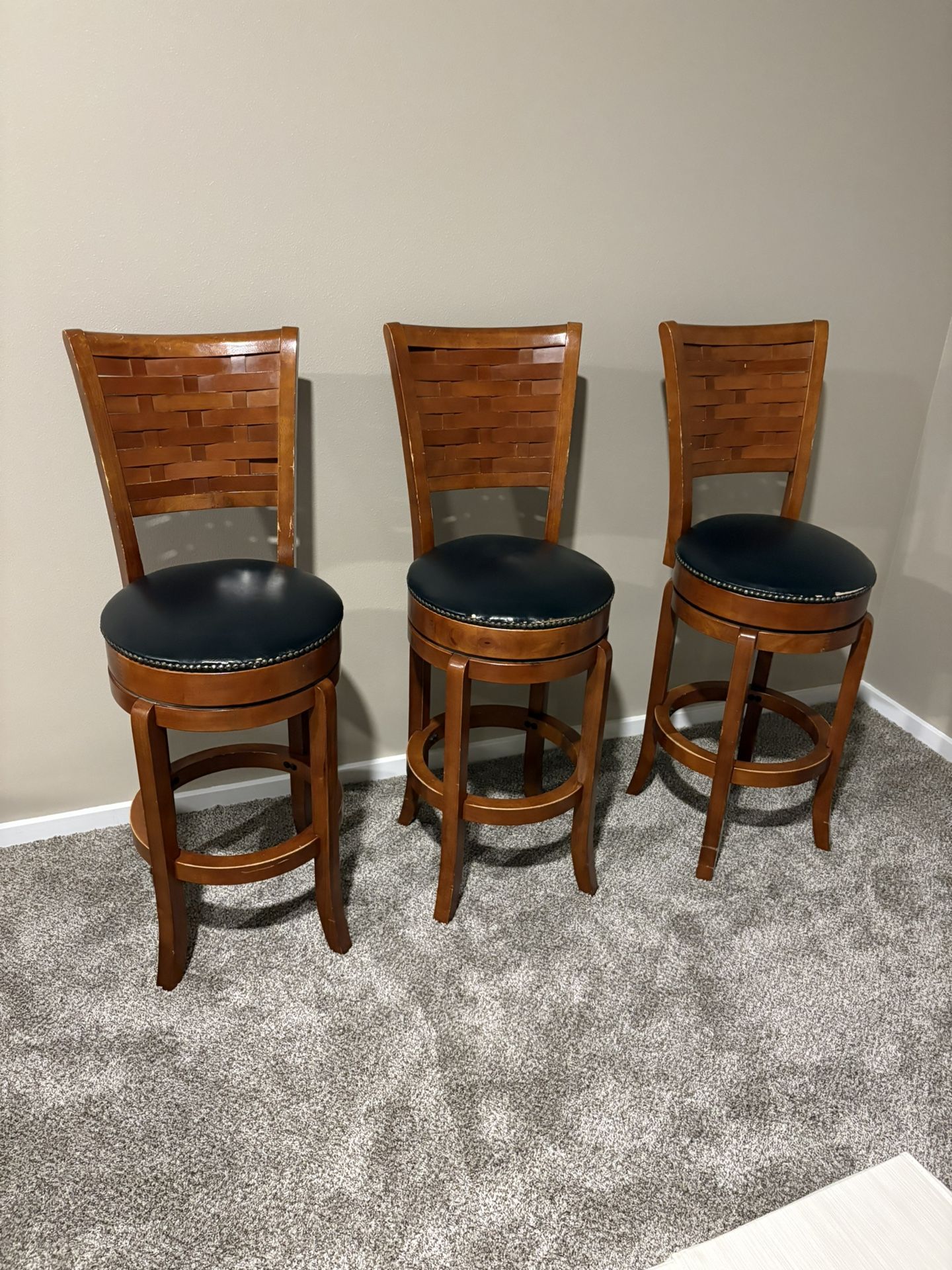 Set of 3 Swivel Bar Stools – Wood & Leather
