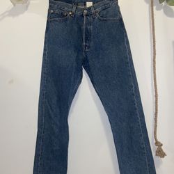 Levis