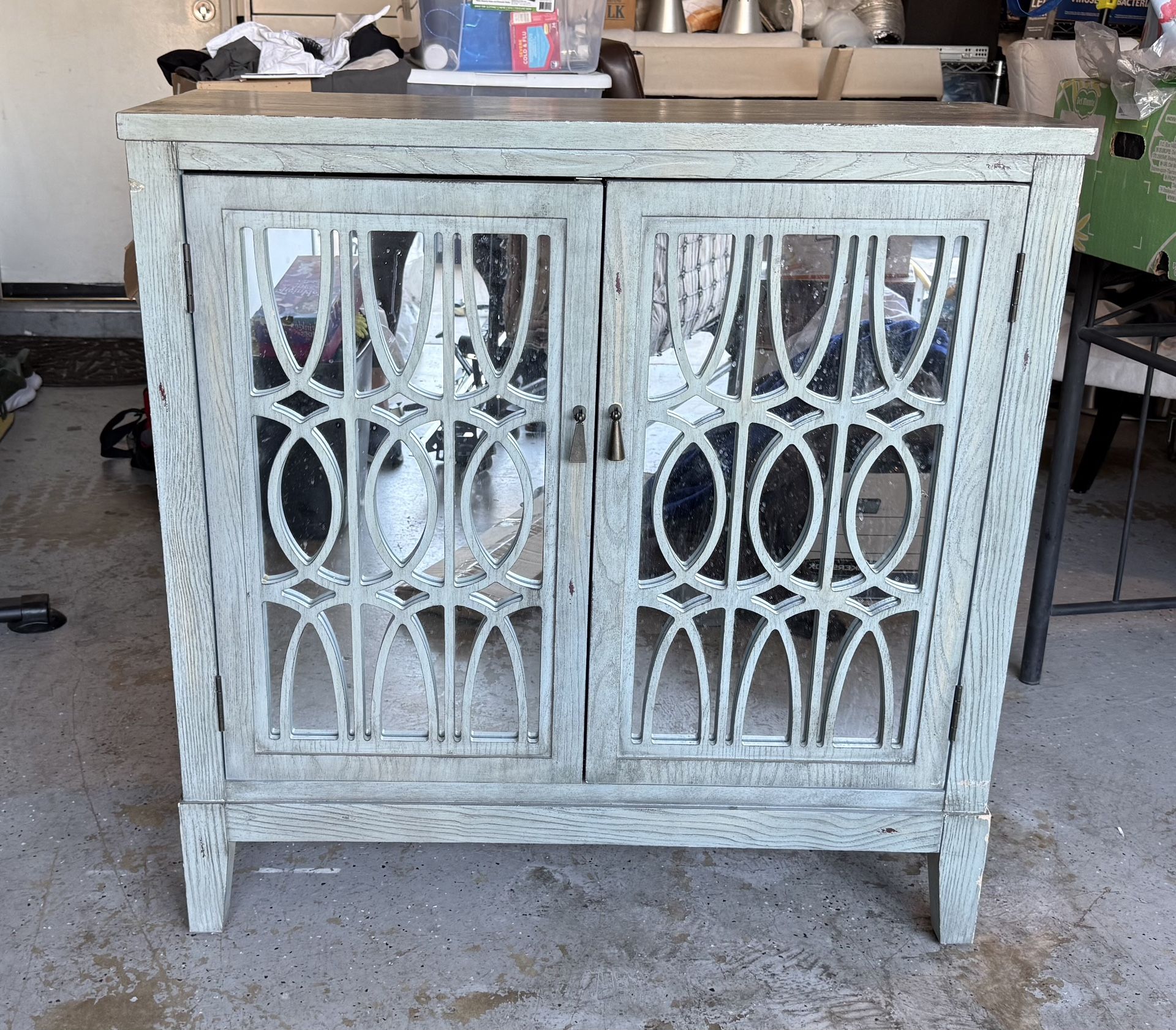 Beautiful Console Table - Cabinet - Accent cabinet