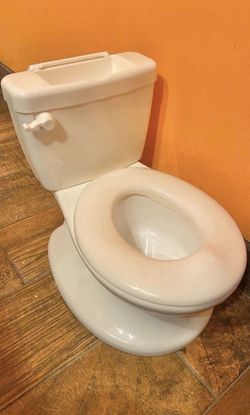 Kids Toilet Training Seat 👉$15 Firm!👈