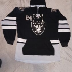 Marshawn Lynch Raider Hoodie Size XL 
