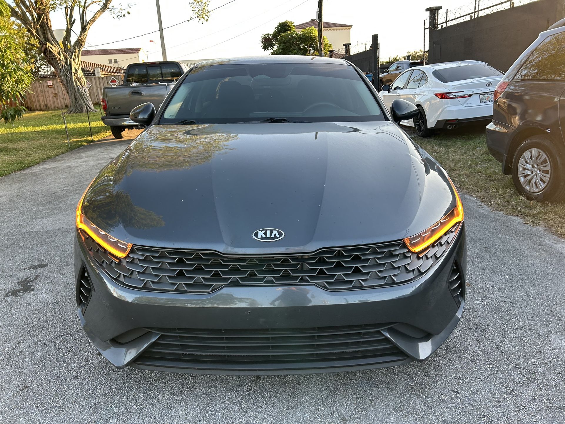 2021 KIA K5