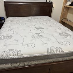 Last Chance Queen Bed, Nightstand