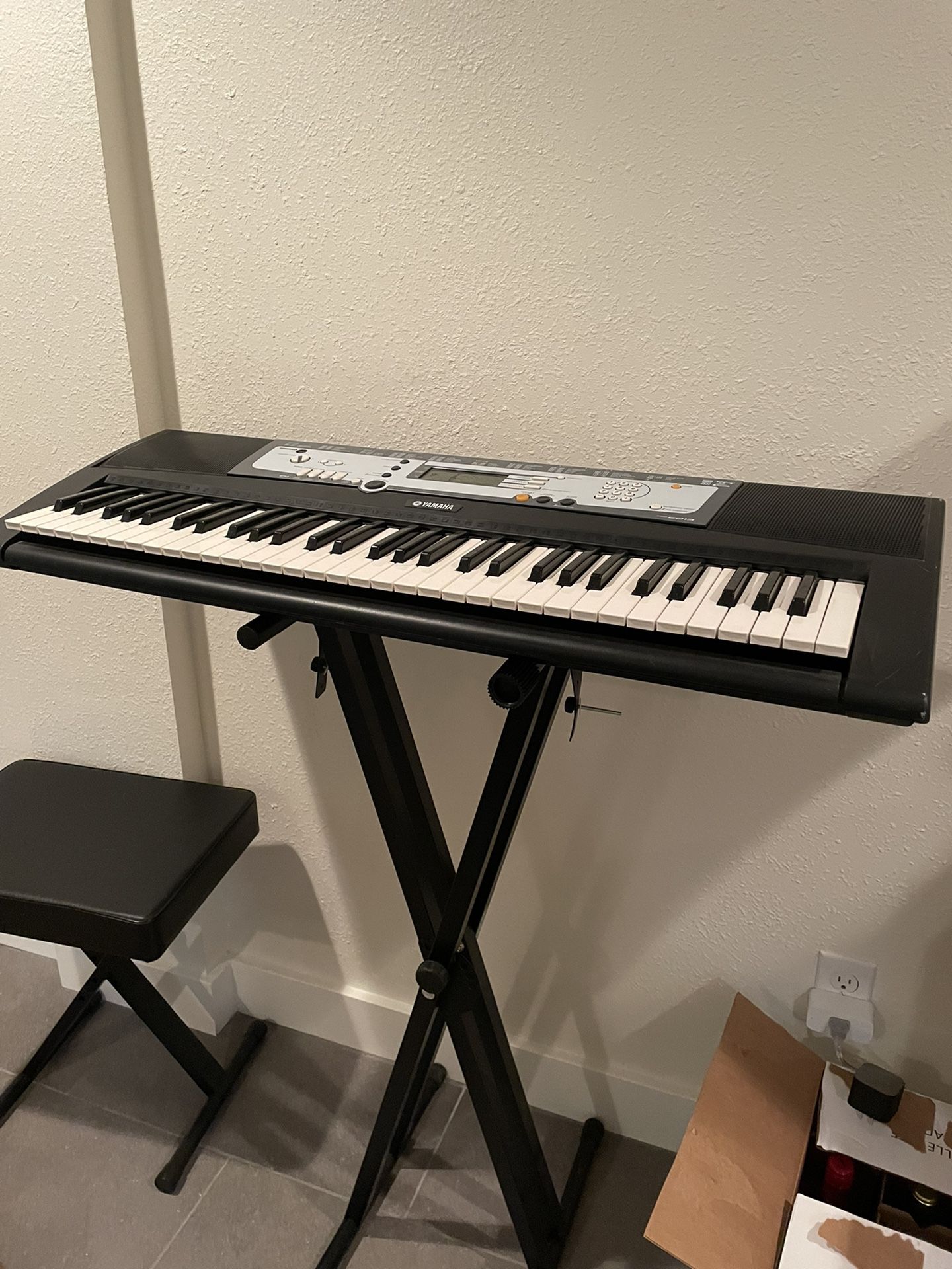 Yamaha Piano keyboard, Stand, Stool, Pedal, Headset