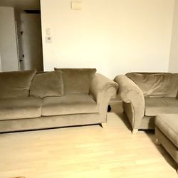 Plush Furniture Set Ready For A New Home 