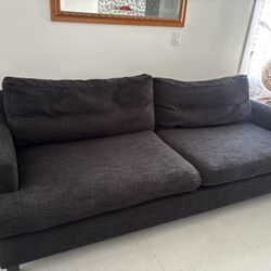 Sofá You Love Couch 🛋️ 