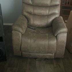 La Z Boy Chair 