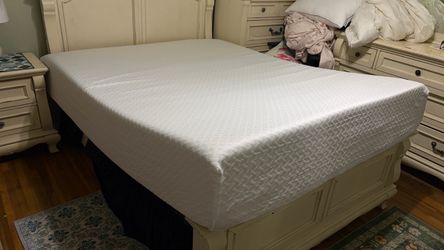 Queen Size Foam Mattress White
