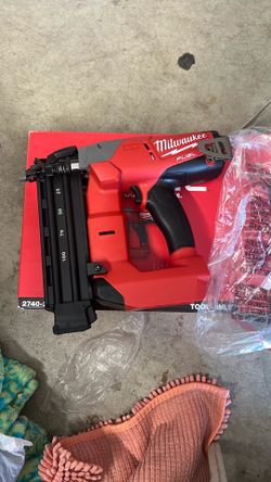 18g Milwaukee Finish Nails