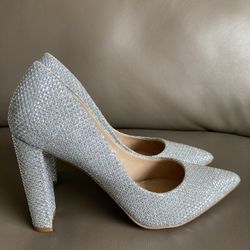 Jewel by Badgley Mischka Heels